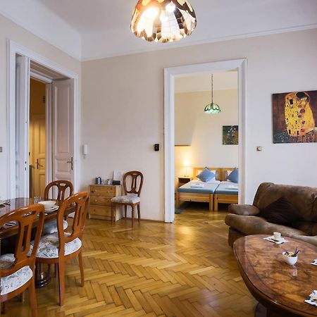 East Private Rooms Budapest Exterior foto