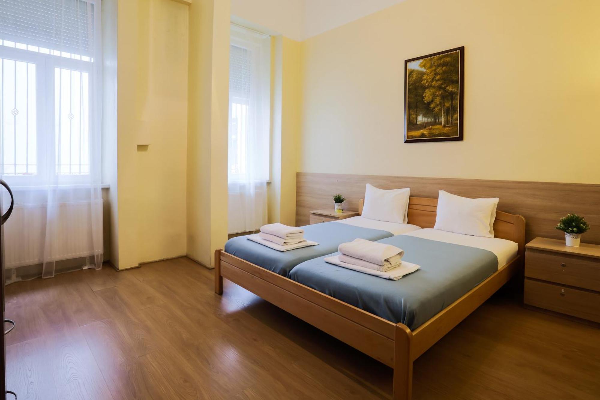East Private Rooms Budapest Exterior foto