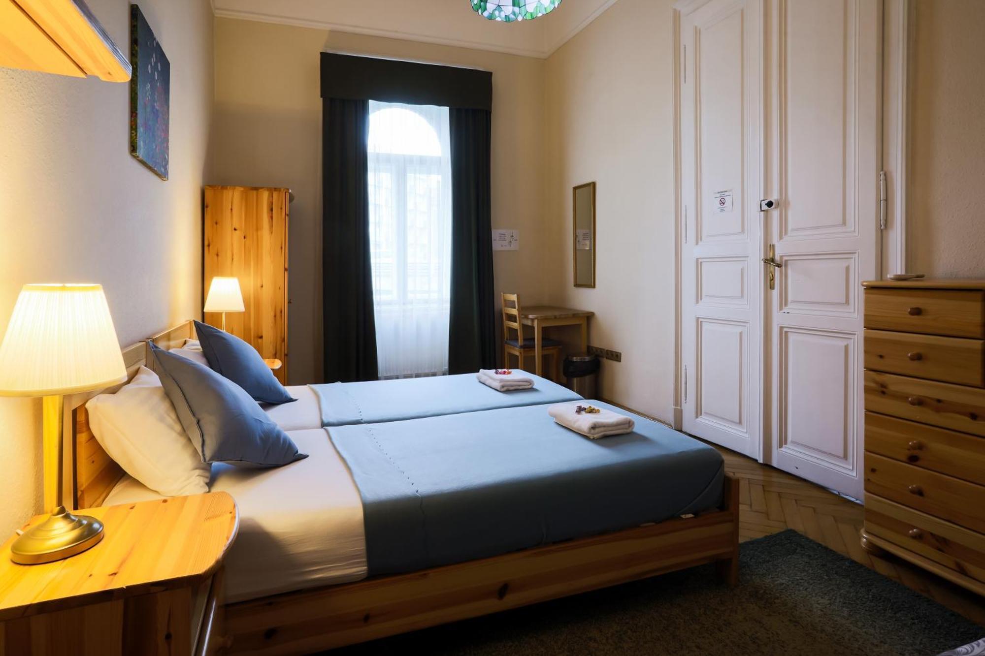 East Private Rooms Budapest Exterior foto